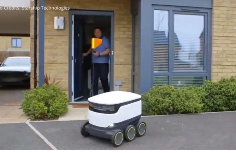 50 bin kargoyu bu robot kurye taşıdı