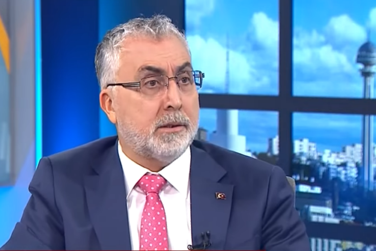 Bakan Işıkhan açıkladı: Emeklilere refah payı verilmeyecek, asgari ücrete zam yok!